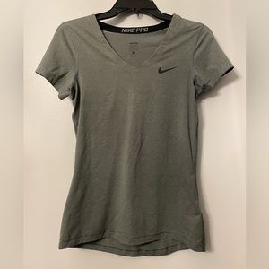 EUC Nike Dry Fit Tshirt